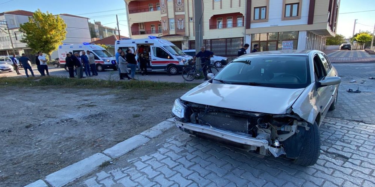 Konya'da otomobil ile motosiklet çarpıştı: 2 yaralı