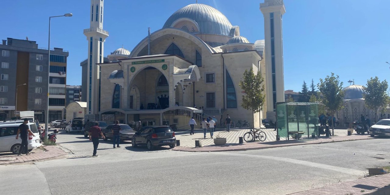 Yer Konya! Camideki tuvalet kapatıldı, vatandaş tepkili