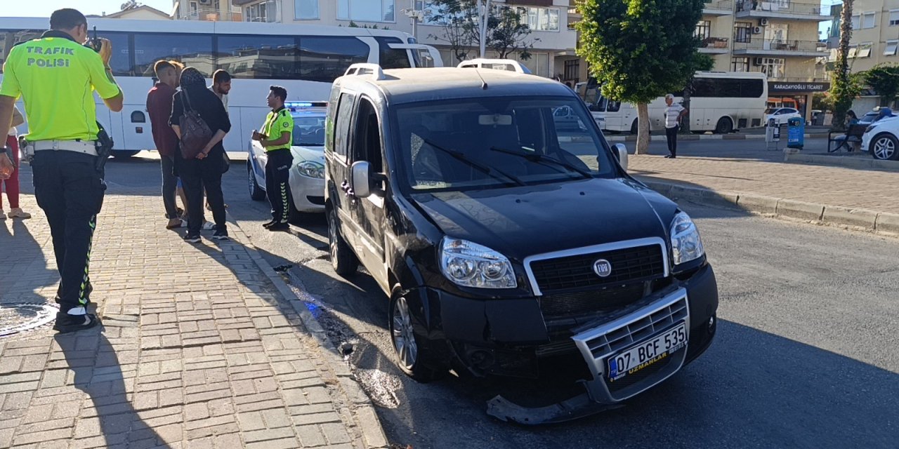 Kaza yapıp kaçtı, kırık ayağının acısıyla hastaneye gidince yakalandı