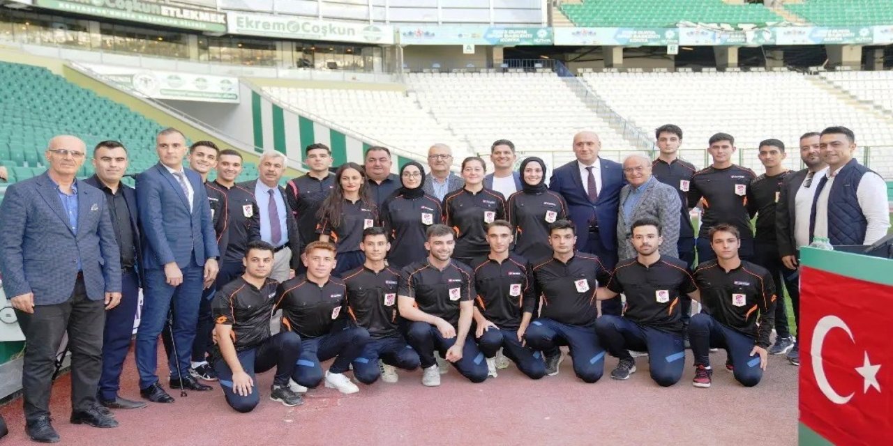 Konya’da futbol hakemleri yeni sezonu açtı