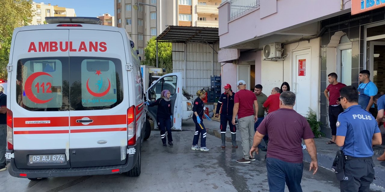 Akaryakıt istasyonunda bomba gibi patladı: 3 yaralı