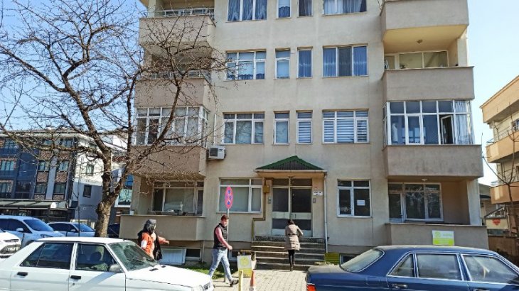 Yalnız yaşadığı evde ölü bulundu