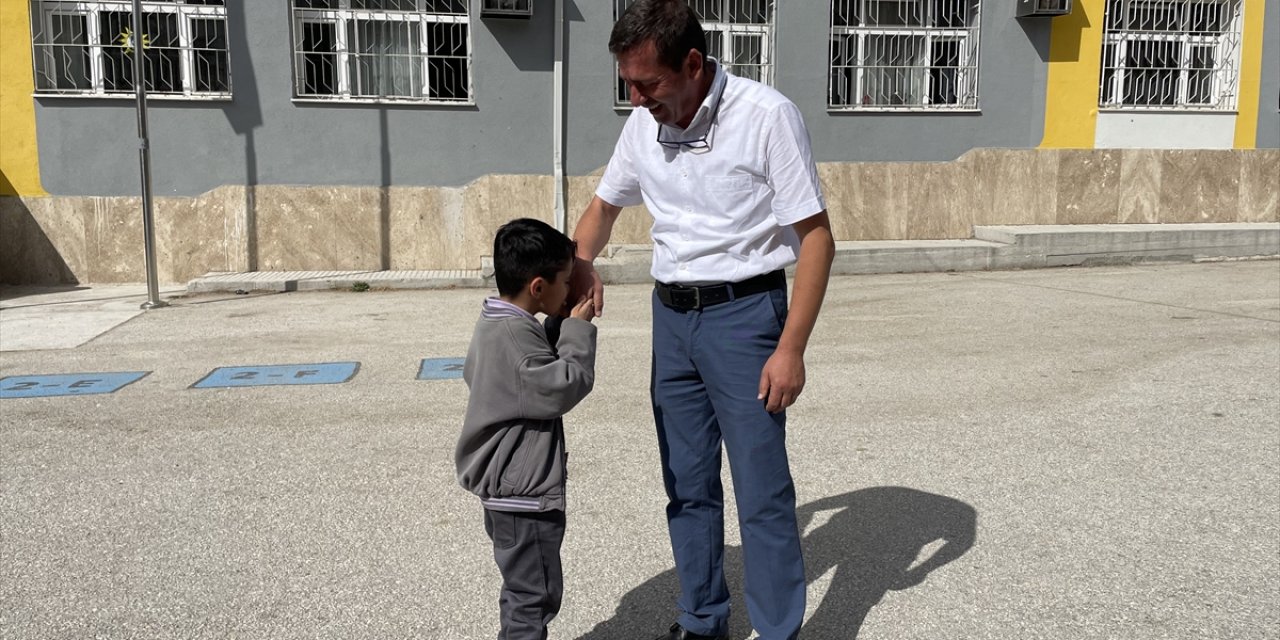 Nefes borusuna tost kaçtı, Heimlich manevrasıyla ölümden döndü