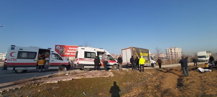 Konya'da işçi taşıyan kamyonet devrildi! Çok sayıda yaralı var