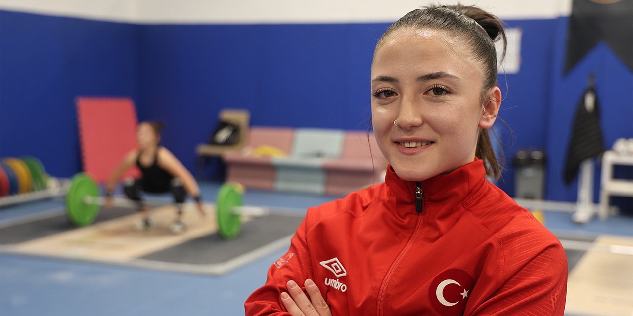 Halterci kız kardeşler gözünü 2028 Olimpiyatlarına dikti