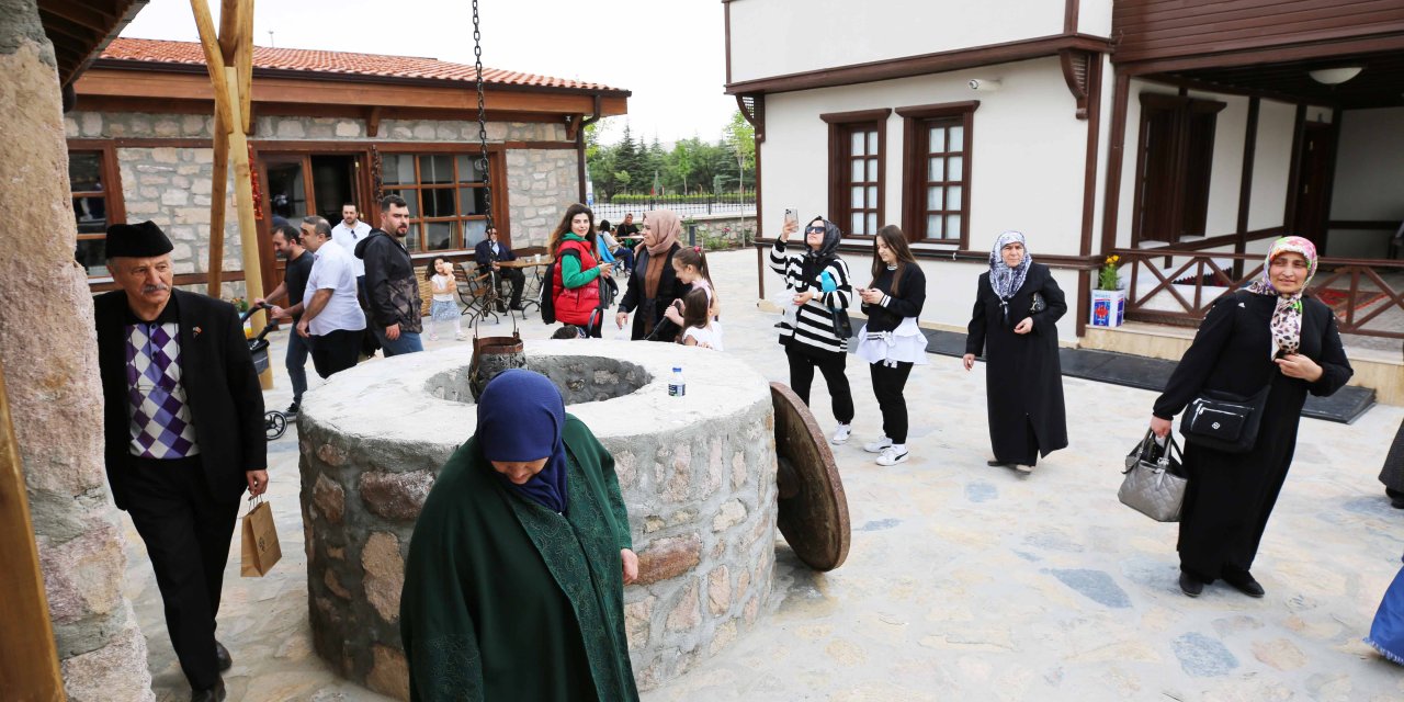 Konya’nın kültürünü tanıtan mekana yoğun ilgi