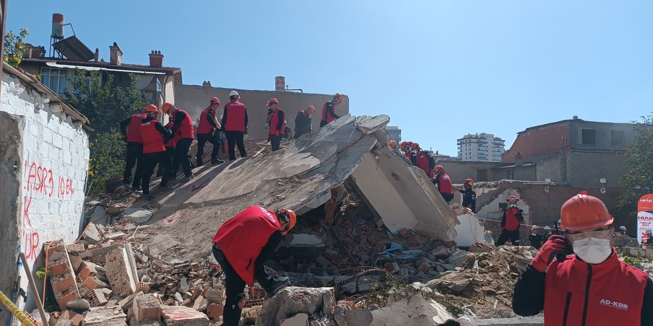 Konya’daki dev tatbikata Adliye Arama Kurtarma Ekibi de katıldı