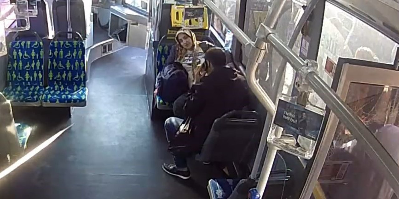 Taksi bulamadı, metrobüste doğum yaptı