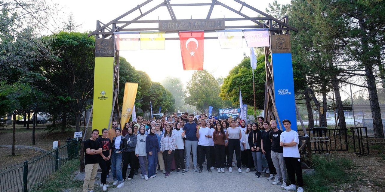 Konya Büyükşehir Belediyesi Gençlik Meclisi, öğrencileri kampta buluşturdu