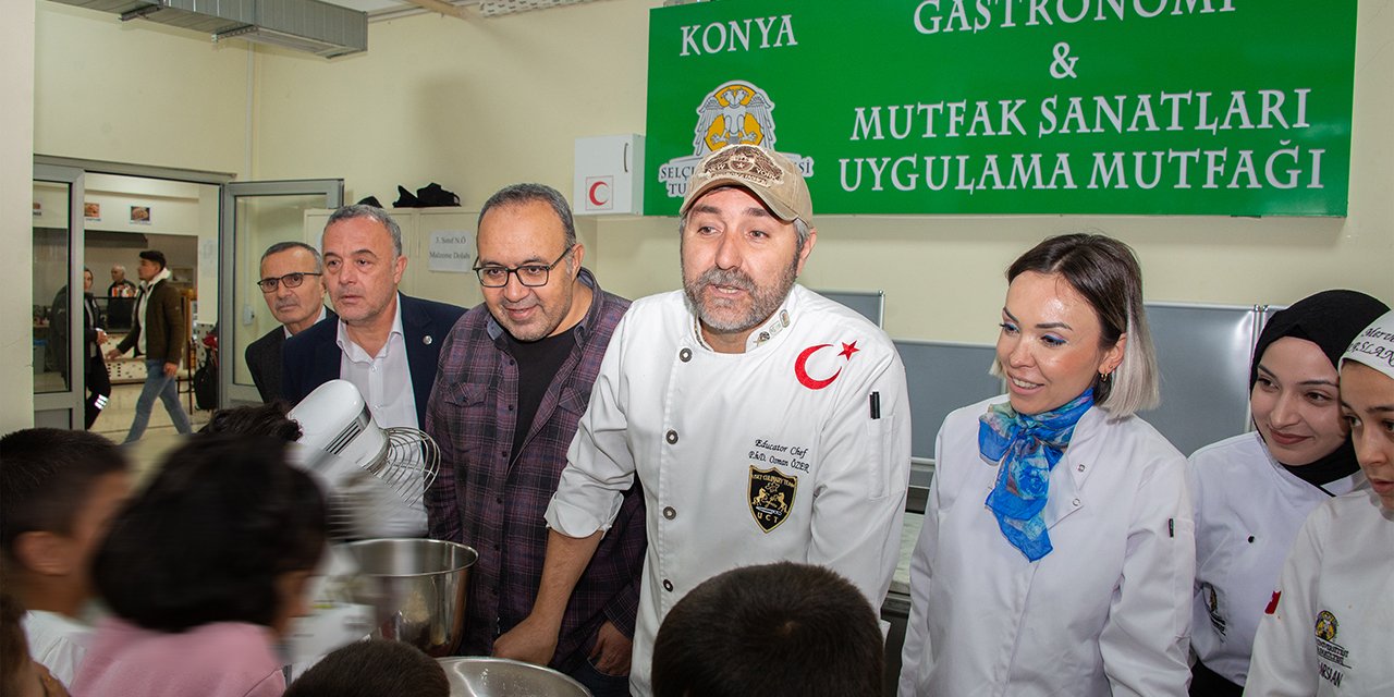 Selçuk Üniversitesi’nde Sevgi Buluşması