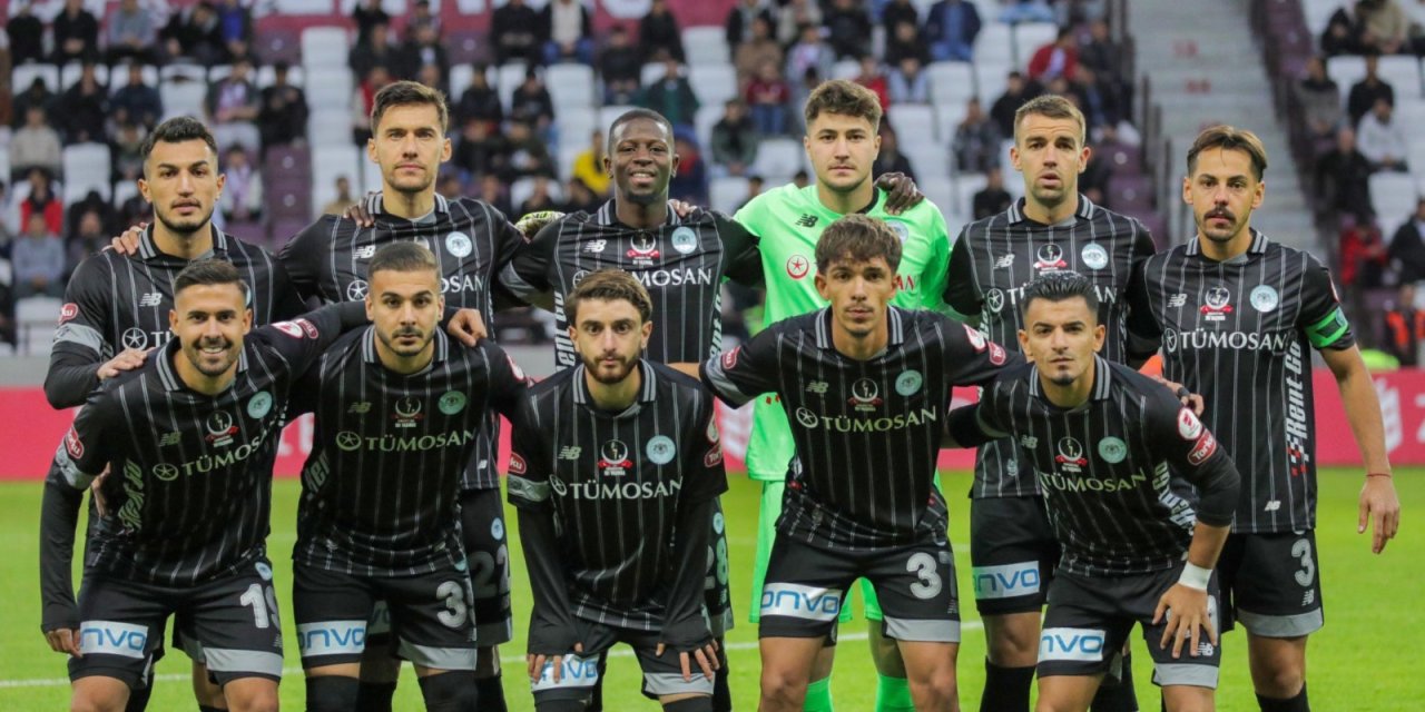 Konyaspor'un yüzü kupada güldü