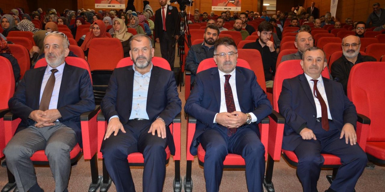 Konya’da Ailede Sorumluluk Bilinci konferansı