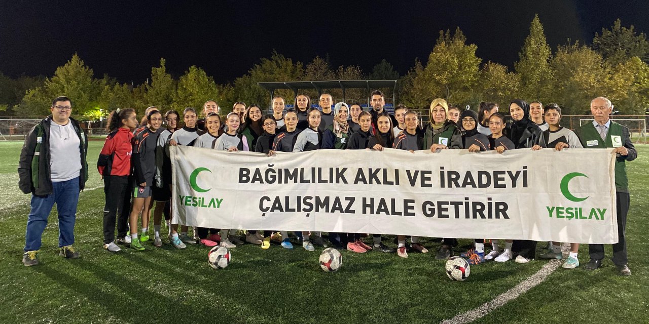 Yeşilay'dan Genç Ülkümspor’a moral ziyareti