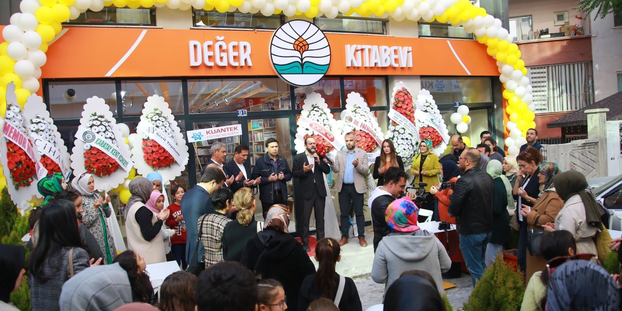 Konya’ya yeni bir kitapevi kazandırıldı