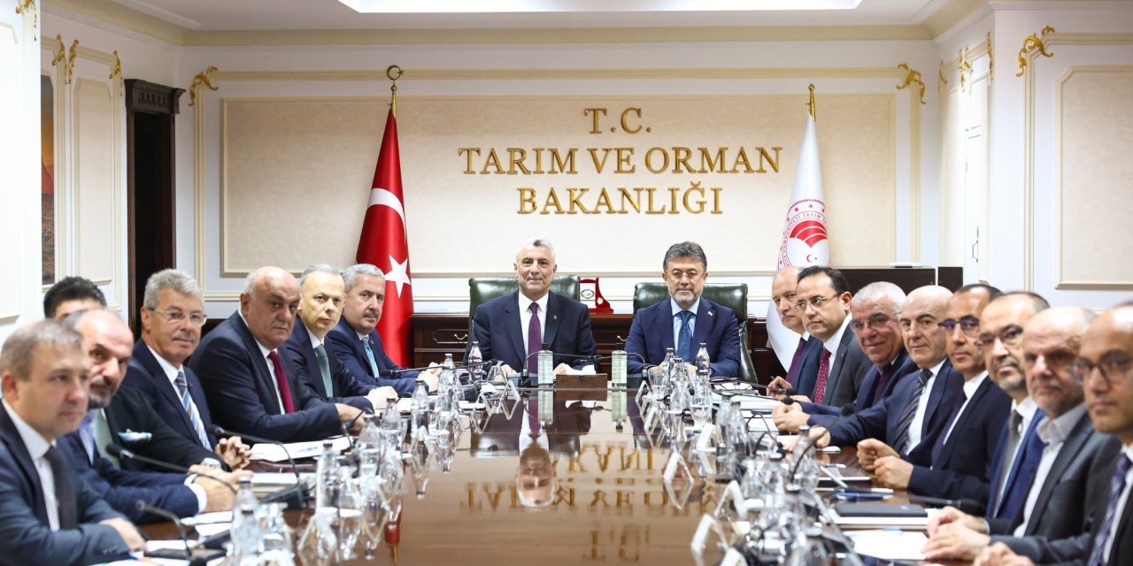 2 bakan, şeker fabrikası temsilcileriyle son gelişmeleri ele aldı