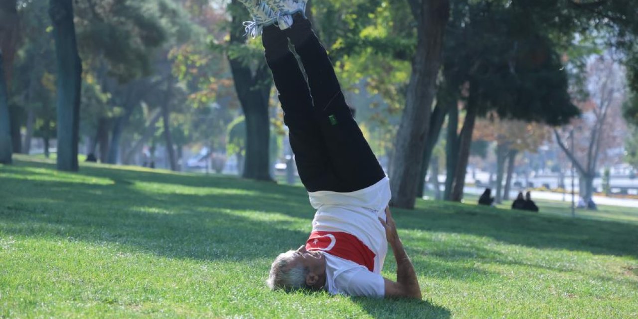 Konya sokaklarında gözler 78 yaşındaki şampiyonun üstünde