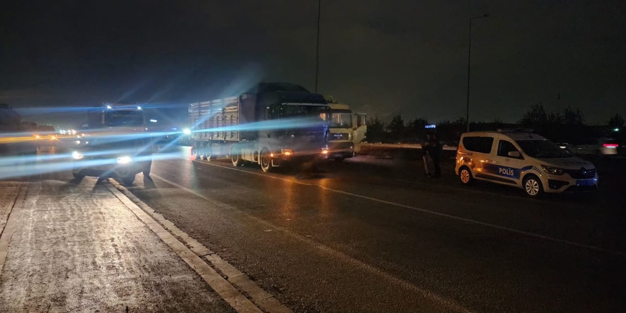 2 TIR sürücüsü Konya’da onlarca polisi peşine taktı