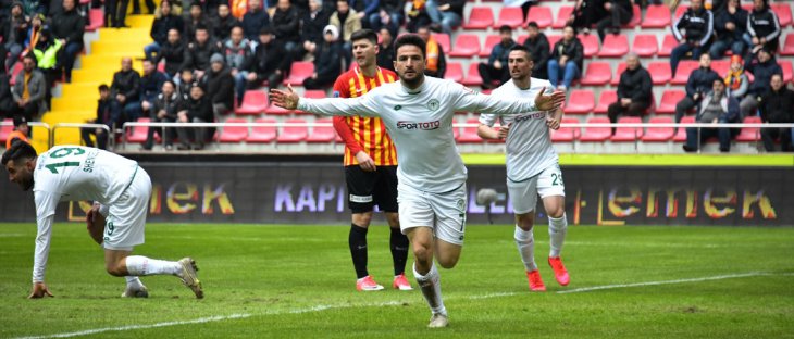 Kayserispor-Konyaspor maçından kareler