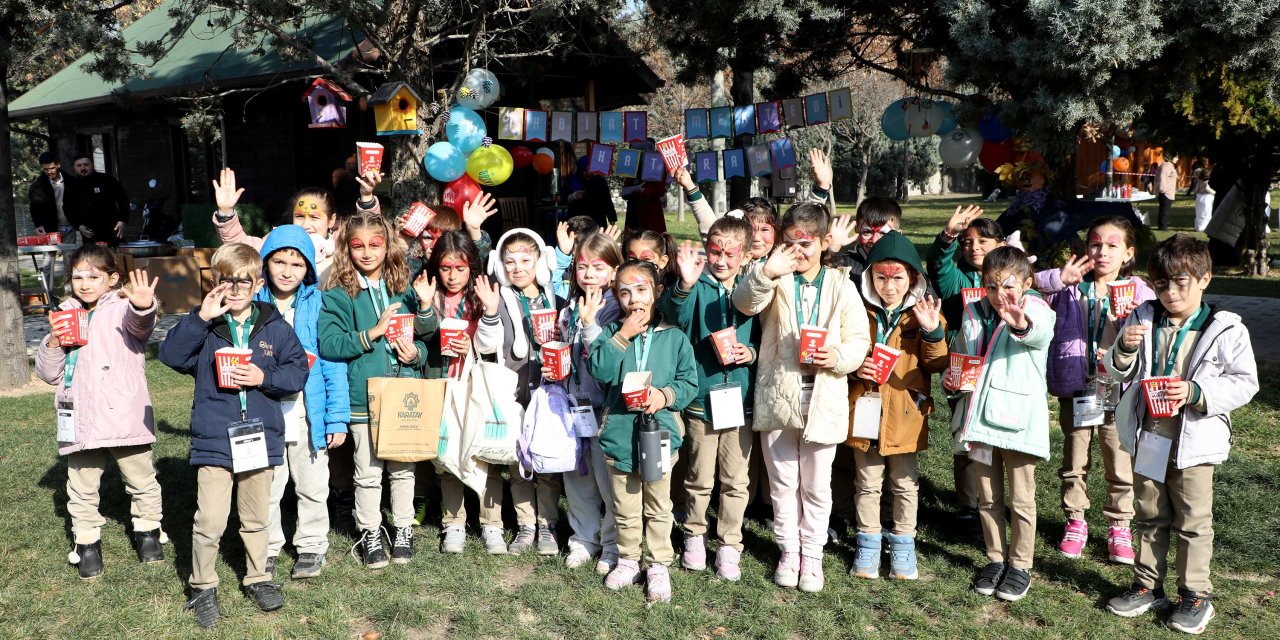 Karataylı çocuklar, Dünya Çocuk Hakları Günü’nde doyasıya eğlendi