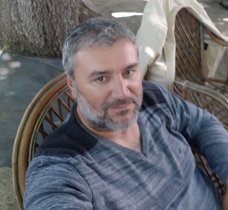 Kavgayı ayırmak isterken bıçaklanan iş adamı hayatını kaybetti