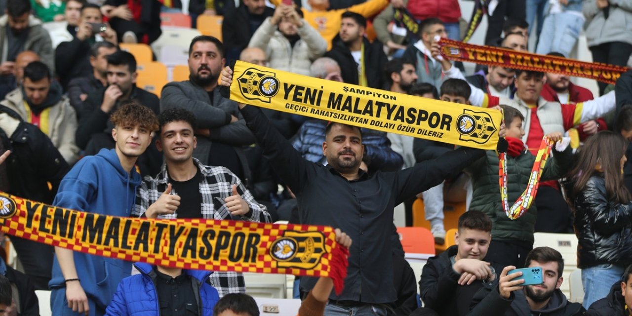 Yeni Malatyaspor 665 gün sonra seyircisiyle buluştu