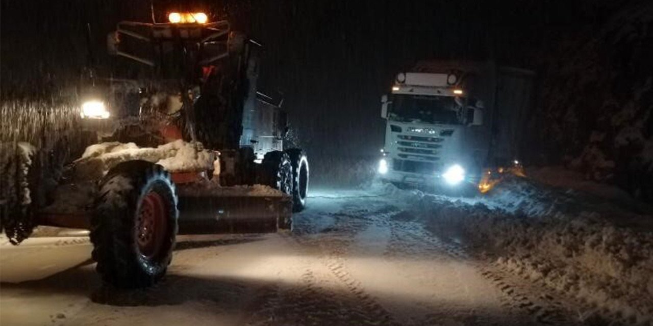 Konya – Antalya karayolunda araçlar böyle kurtarıldı