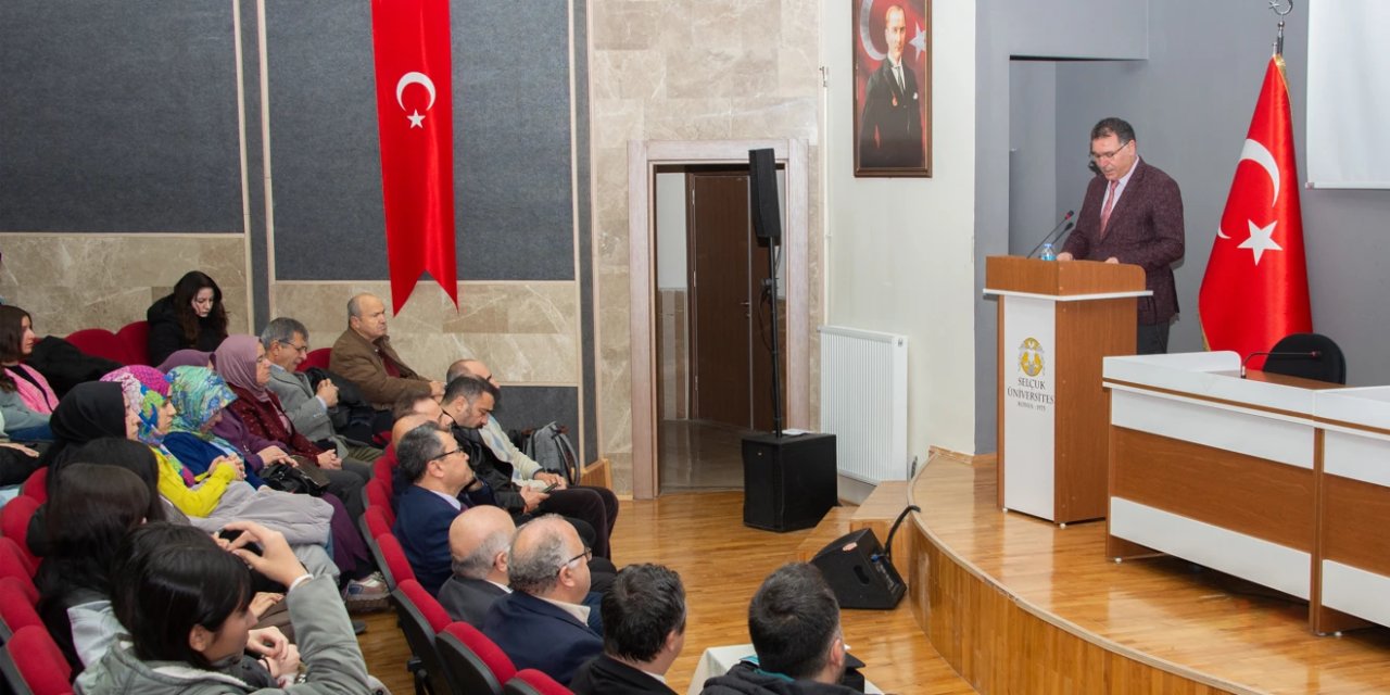 Konya’da “Horasan’dan Anadolu’ya Kültür ve Edebiyatın Göçü” konferansı