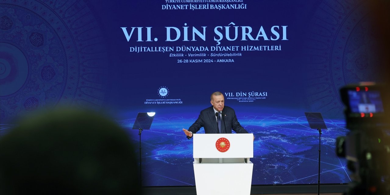 Cumhurbaşkanı Erdoğan: Dizilerde dini değerlerimiz hedef alınıyor