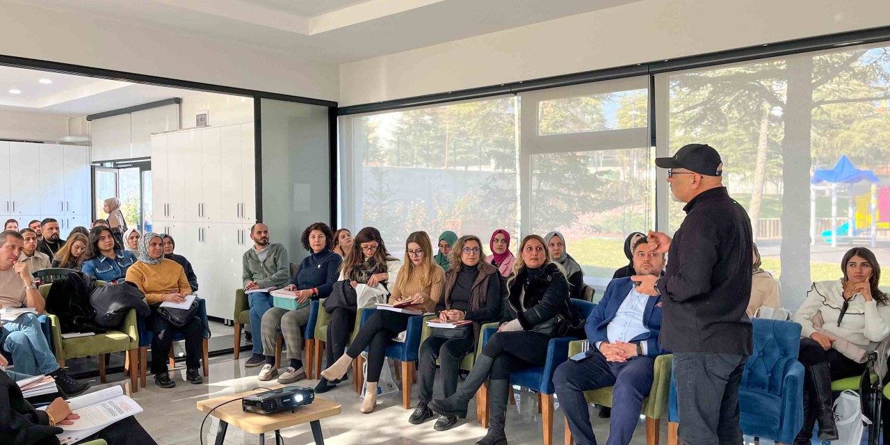 DOSD Meram'da ETEÇOM 2 Uygulayıcı Kullanım Sertifikası Eğitimi