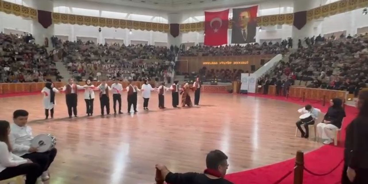 Konya’da özel öğrencilerin gösterisi büyük beğeni topladı