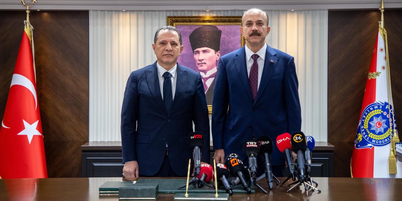 İstanbul Emniyet Müdürlüğünde devir teslim töreni