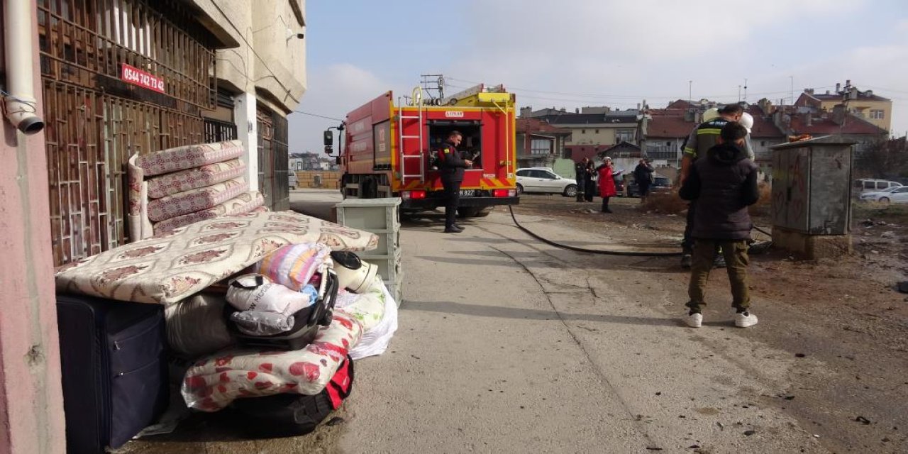 Yer Konya! Tahliye kararına sinirlendi, yaptığıyla ekipleri alarma geçirdi