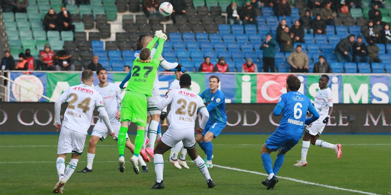 Konyaspor 1 puanı Slowik’le kaptı