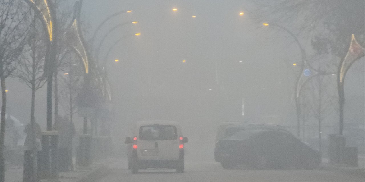 Konya’da yoğun sis! Görüş mesafesi 20 metreye düştü