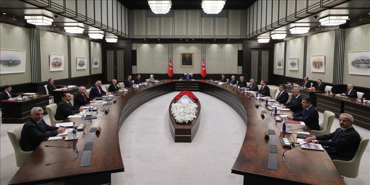 Başkentte gizli toplantı! Telefon ve saatler bile alınmadı