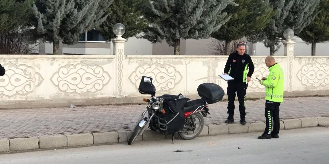 Konya’da motosiklet yayaya çarptı: 2 yaralı