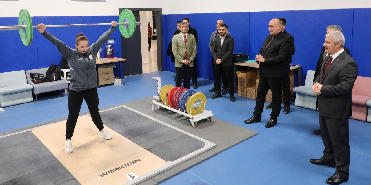 Geleceğin şampiyonları Konya’daki bu merkezde yetişiyor