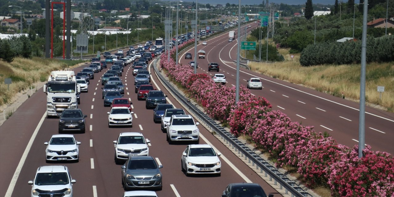 Trafiğe kayıtlı araç sayısı 31 milyonu geçti