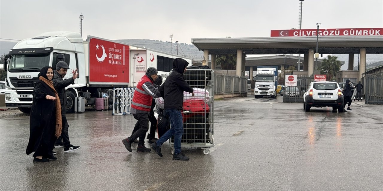 İçişleri Bakanı Yerlikaya Suriye'ye dönenlerin sayısını açıkladı