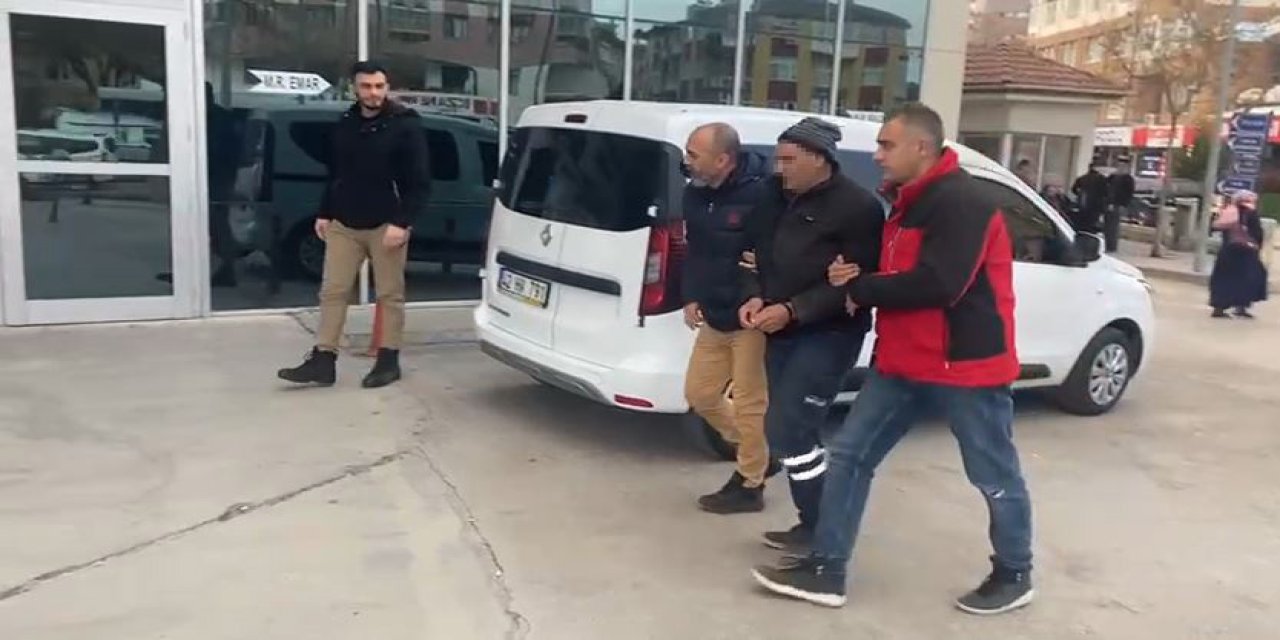 Cinayet suçundan aranıyordu, Konya polisi kelepçeyi taktı