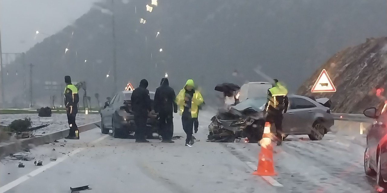 Yeni Konya Antalya yolunu kullanacaklar dikkat! Kazalar yaşanıyor