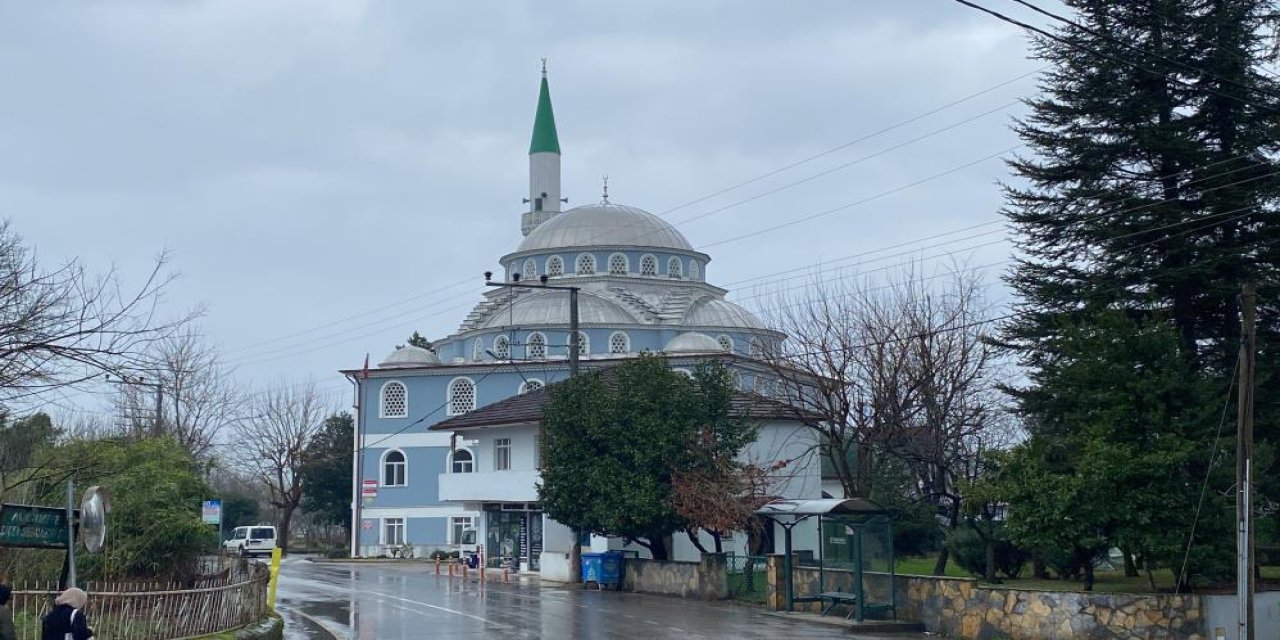 Bir garip olay! Selası okundu, gerçeği öğrenen mahalleli bu tepkiyi verdi