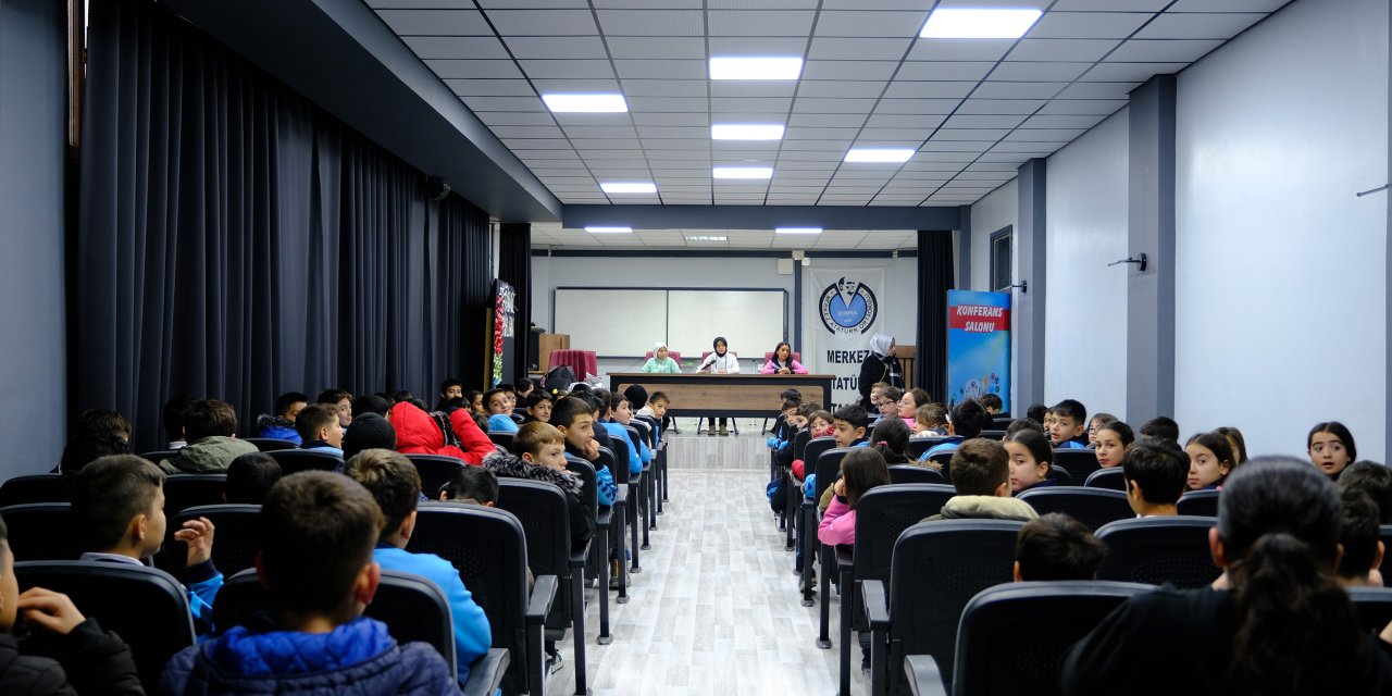 Konya’nın çocuk yöneticileri, ilçedeki öğrencileri ziyaret etti