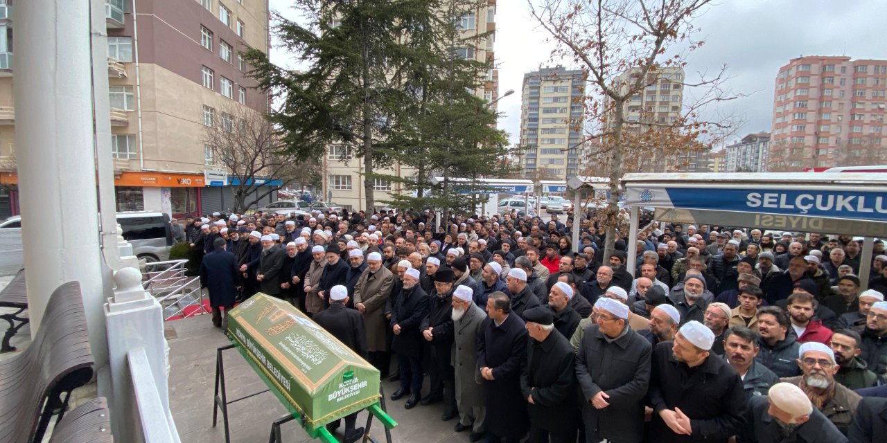 Muammer Tan Hoca Konya’da son yolculuğa uğurlandı