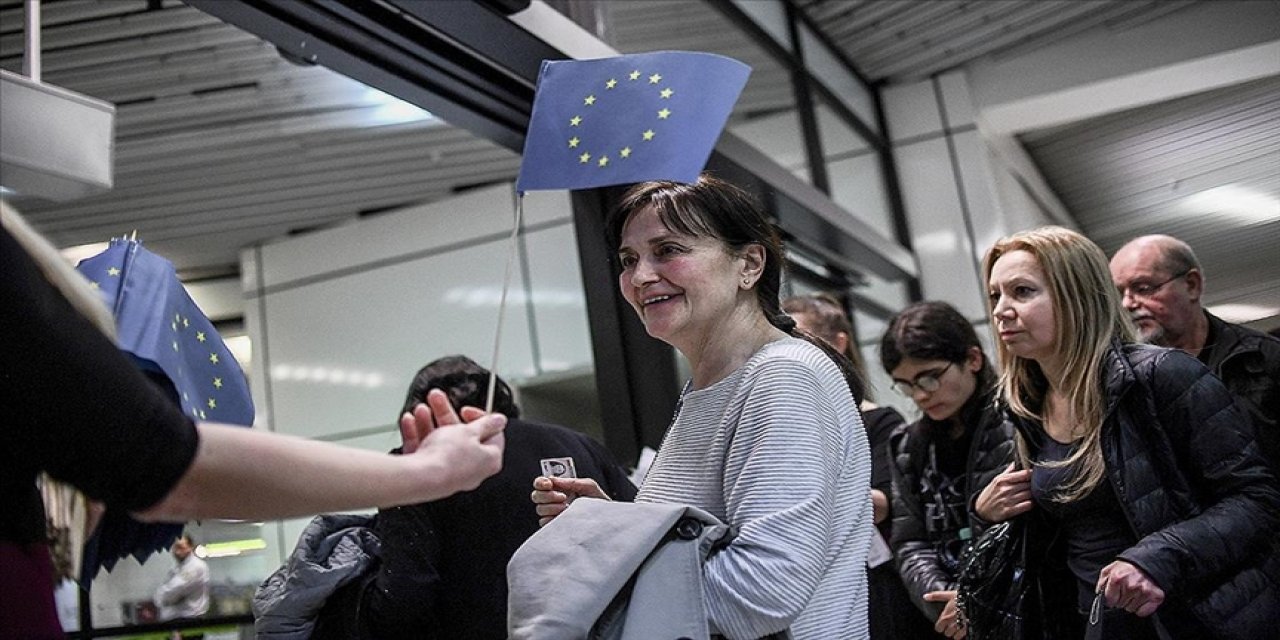 Avrupa’da iki ülke vizesiz seyahat bölgesine dahil oldu