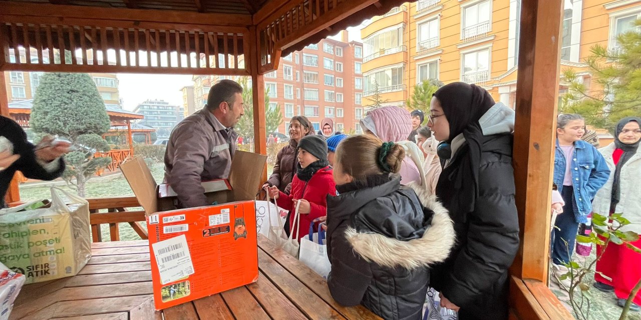 Konya sokakları sabahın ilk ışıklarıyla birlikte şivlilik sesleriyle şenlendi