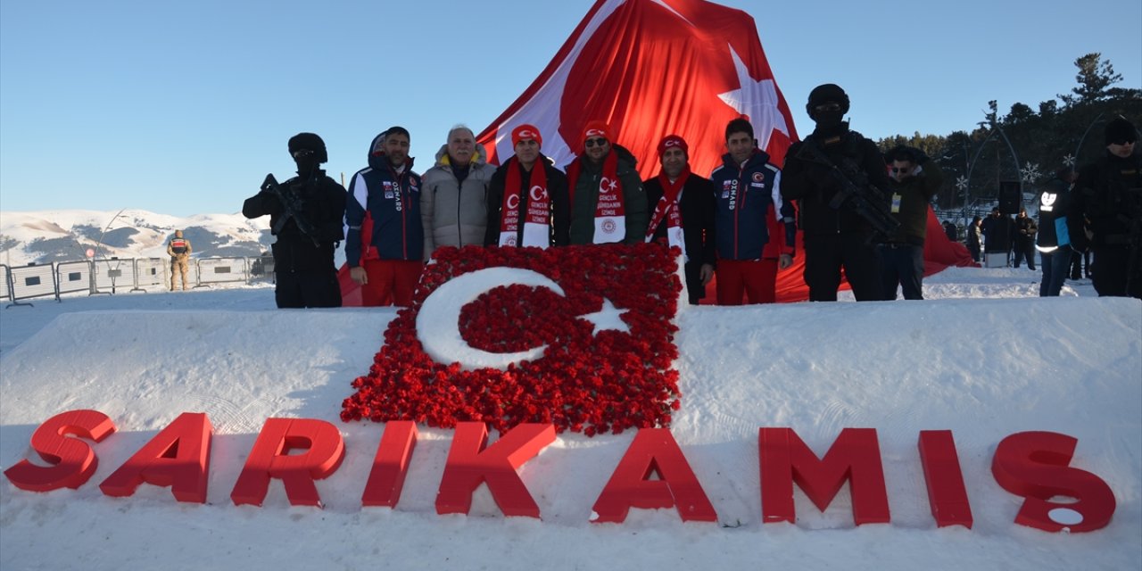 Sarıkamış'ta "Kardan Heykeller Sergisi" açıldı