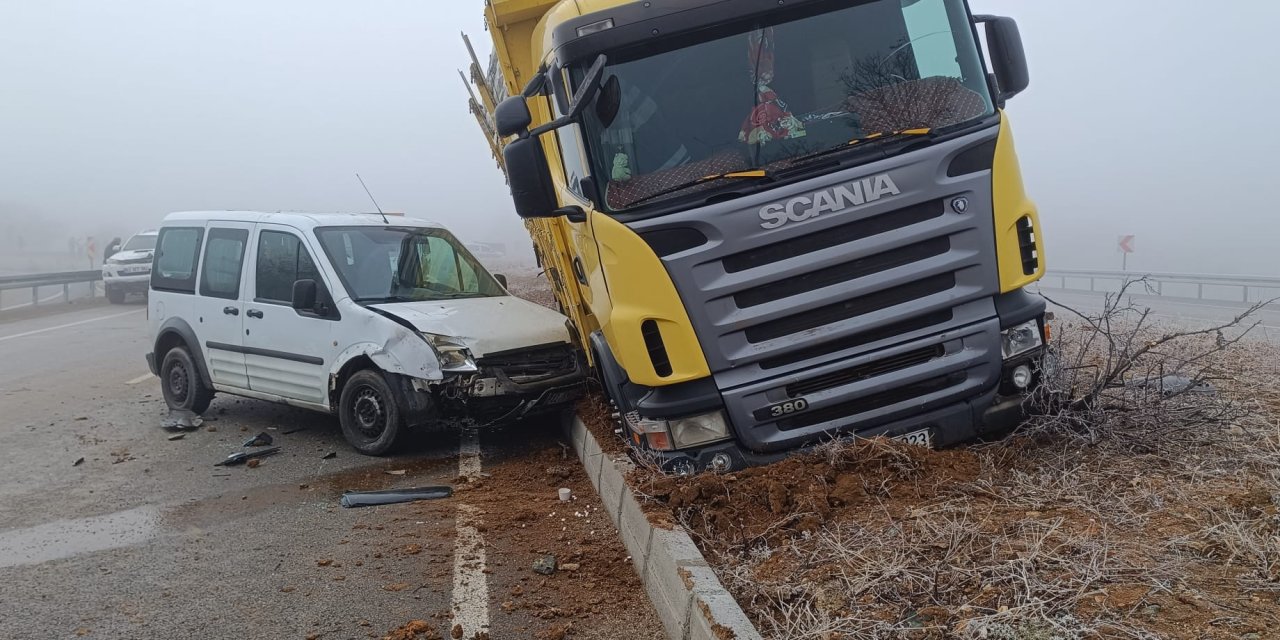 Biri Konya plakalı 7 araç kaza yaptı! Çok sayıda yaralı var