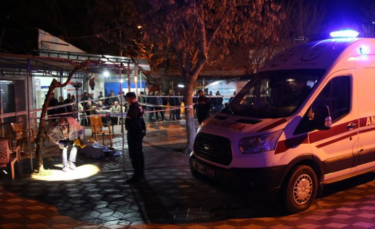Kahvehanede silahlı saldırı: 1 ölü