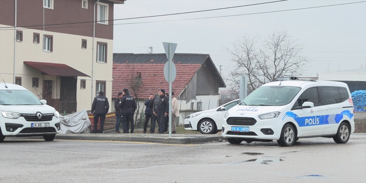 Kaçmaya çalışan kiracısını sokakta vurdu